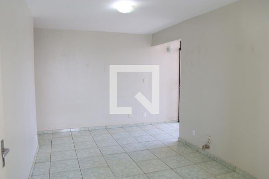 Sala de apartamento para alugar com 2 quartos, 80m² em Setor Aeroporto, Goiânia