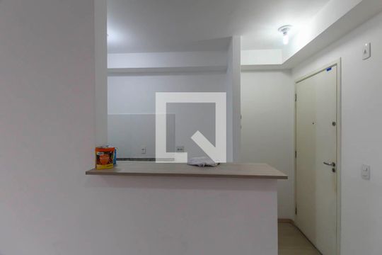 Cozinha de apartamento à venda com 2 quartos, 55m² em Vila Ivone, São Paulo