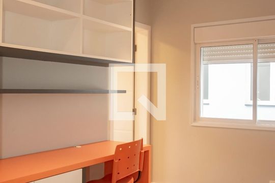 Suíte 1 de casa para alugar com 3 quartos, 237m² em Mirandópolis, São Paulo