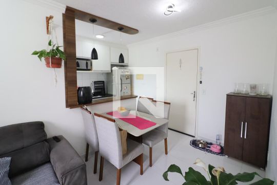 Sala de apartamento para alugar com 2 quartos, 45m² em Novo Osasco, Osasco
