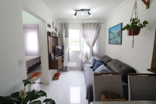 Sala de apartamento para alugar com 2 quartos, 45m² em Novo Osasco, Osasco