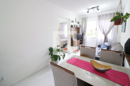 Sala de apartamento para alugar com 2 quartos, 45m² em Novo Osasco, Osasco