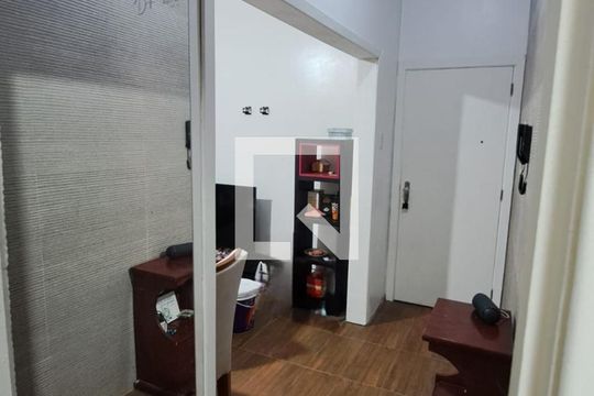 Sala de apartamento à venda com 2 quartos, 74m² em Centro Histórico, Porto Alegre