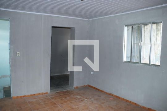 Sala de casa para alugar com 1 quarto, 60m² em Jardim Vista Alegre, Embu das Artes