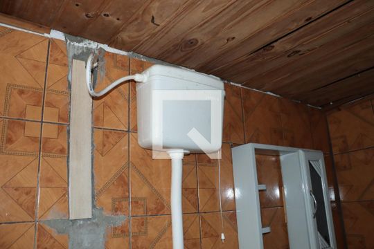 Banheiro Social de casa para alugar com 1 quarto, 60m² em Jardim Vista Alegre, Embu das Artes
