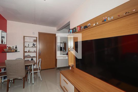 Sala de apartamento à venda com 2 quartos, 50m² em Morro Santana, Porto Alegre