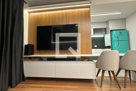 Apartamento à venda com 1 quarto, 47m² em Niterói, Canoas