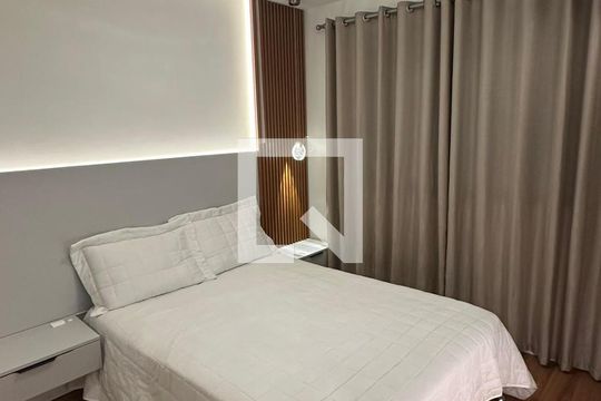 Apartamento à venda com 1 quarto, 47m² em Niterói, Canoas