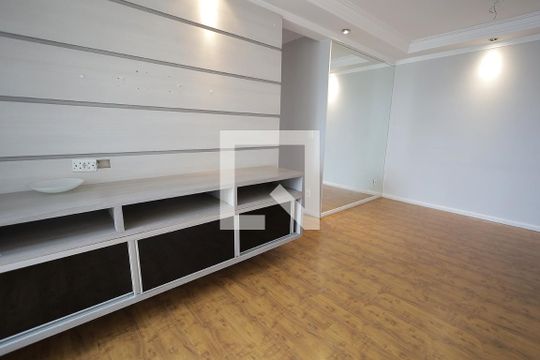 Sala de apartamento à venda com 3 quartos, 71m² em Jardim Monte Libano, Santo André
