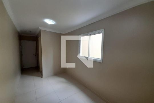 Apartamento à venda com 2 quartos, 50m² em Campestre, Santo André