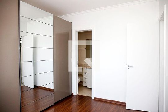Quarto 1 Suíte de apartamento à venda com 2 quartos, 60m² em Menino Deus, Porto Alegre