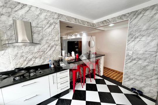 Cozinha de casa à venda com 6 quartos, 222m² em Vila Nova Cachoeirinha, São Paulo