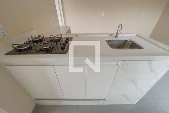 Sala e Cozinha de casa à venda com 3 quartos, 75m² em Vila Yolanda, Osasco