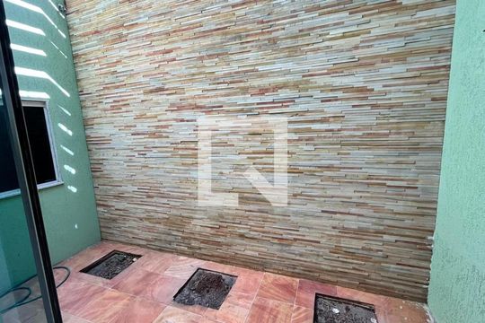 Varanda de casa para alugar com 4 quartos, 215m² em Alto Umuarama, Uberlândia