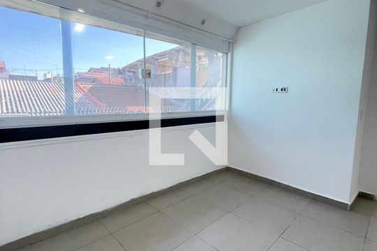 Casa à venda com 3 quartos, 145m² em Jardim Sao Roberto, Guarulhos