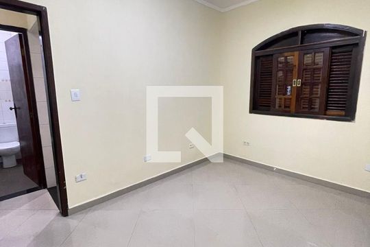 Casa à venda com 3 quartos, 145m² em Jardim Sao Roberto, Guarulhos