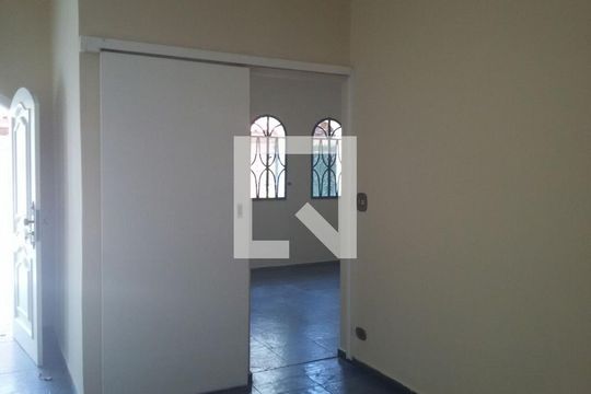 Casa para alugar com 5 quartos, 289m² em Santana, São Paulo