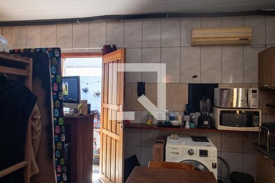Casa à venda com 5 quartos, 109m² em Ipanema, Porto Alegre