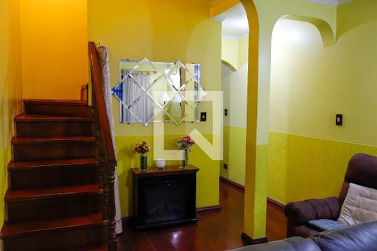 sala de casa à venda com 3 quartos, 234m² em Vila Pires, Osasco