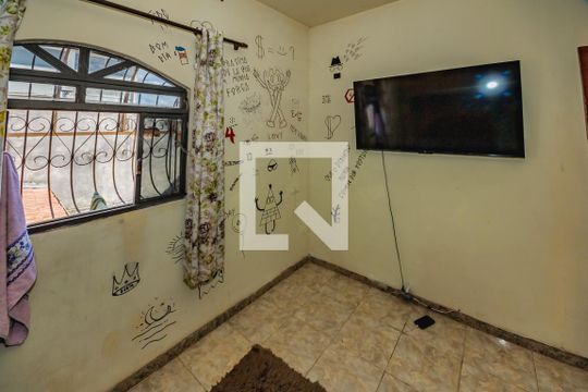 Casa à venda com 3 quartos, 360m² em Canaa, Belo Horizonte