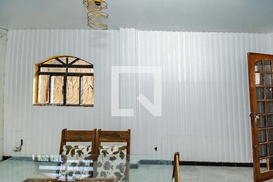 Casa à venda com 3 quartos, 360m² em Canaa, Belo Horizonte