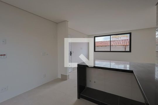 Cozinha de apartamento à venda com 3 quartos, 88m² em Cidade Nova, Belo Horizonte
