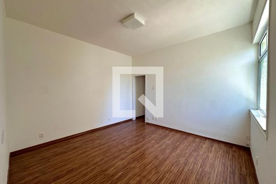 Sala de apartamento à venda com 3 quartos, 69m² em Humaitá, Rio de Janeiro
