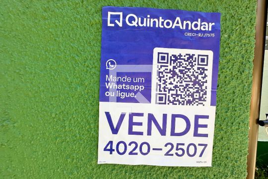 Placa de apartamento à venda com 3 quartos, 69m² em Humaitá, Rio de Janeiro