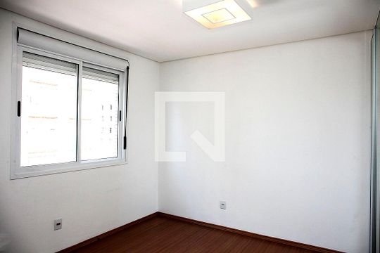 Studio - Sala / Quarto / Cozinha de kitnet/studio à venda com 1 quarto, 19m² em Centro Histórico, Porto Alegre