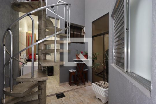 Área de Serviço de casa à venda com 2 quartos, 195m² em Parque Oratório, Santo André