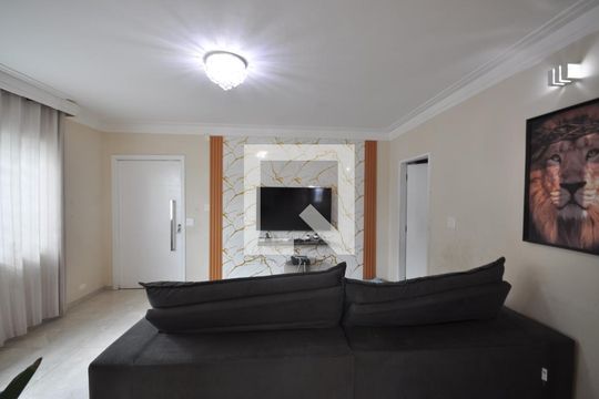 Sala de TV de casa à venda com 3 quartos, 420m² em Tremembé, São Paulo