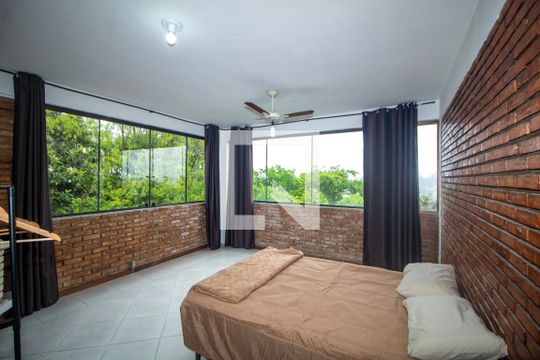 Quarto 3 de casa para alugar com 3 quartos, 400m² em Nonoai, Porto Alegre
