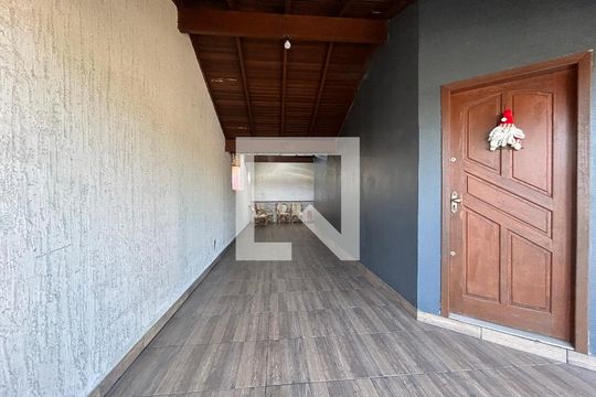 Garagem de casa à venda com 2 quartos, 99m² em Santo Andre, São Leopoldo