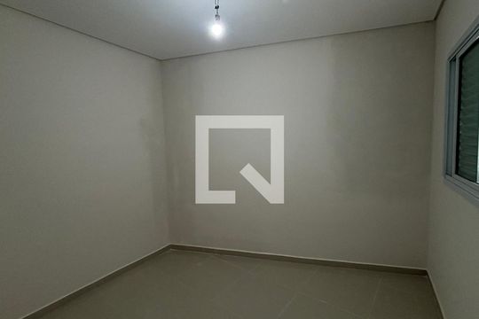 Suite de apartamento à venda com 3 quartos, 90m² em Vila Mazzei, Santo André