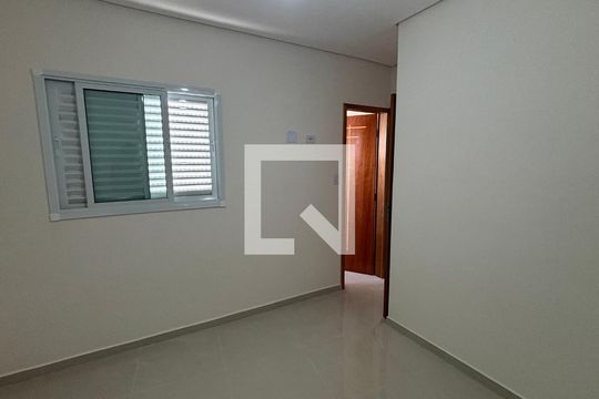 Suite de apartamento à venda com 3 quartos, 90m² em Vila Mazzei, Santo André