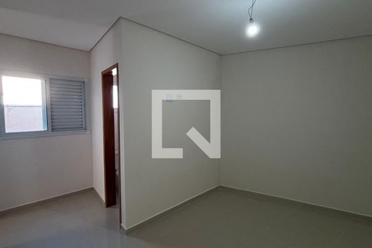 Suite de apartamento à venda com 3 quartos, 90m² em Vila Mazzei, Santo André