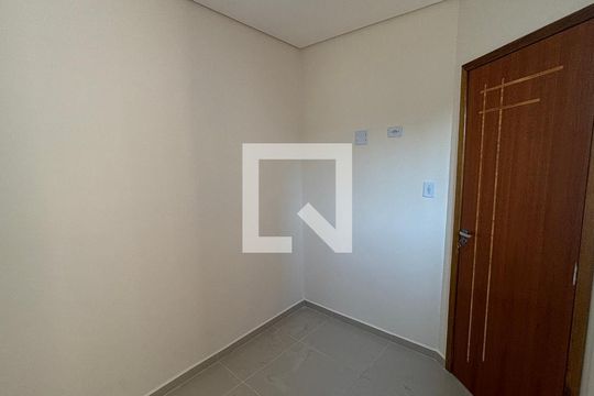Quarto 2 de apartamento para alugar com 3 quartos, 90m² em Vila Mazzei, Santo André