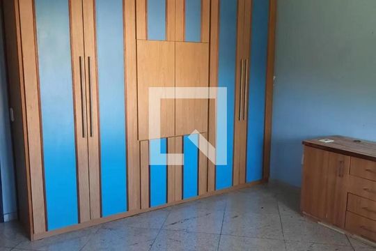 Quarto de casa à venda com 4 quartos, 1400m² em Camboinhas, Niterói