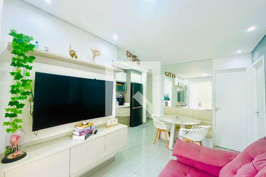 Sala de apartamento para alugar com 2 quartos, 44m² em Vila Itapegica, Guarulhos