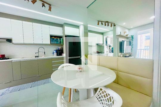 Sala de Jantar de apartamento para alugar com 2 quartos, 44m² em Vila Itapegica, Guarulhos