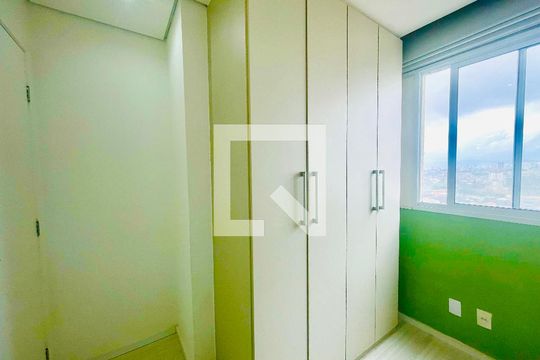 Quarto 1 de apartamento para alugar com 2 quartos, 44m² em Vila Itapegica, Guarulhos