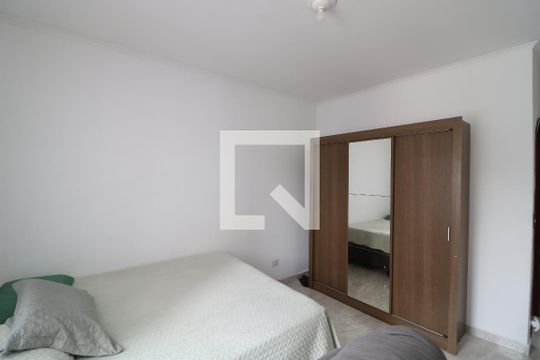 Suíte de casa à venda com 3 quartos, 247m² em Vila Santa Clara, São Paulo