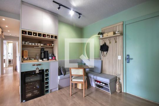 Sala de apartamento para alugar com 2 quartos, 63m² em Vila Andrade, São Paulo