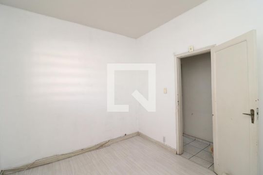 Quarto 1 de casa à venda com 6 quartos, 180m² em Jardim Guanabara, Rio de Janeiro