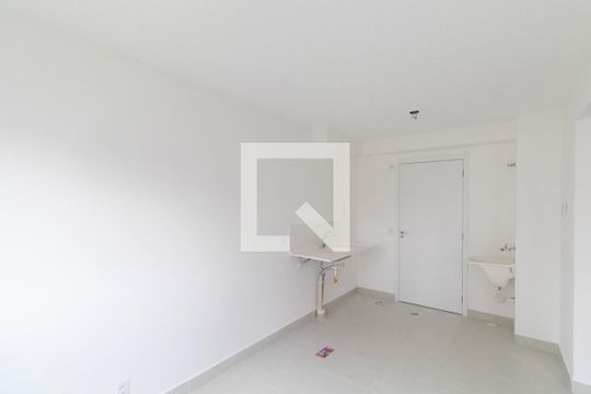 Cozinha e Área de Serviço de apartamento à venda com 2 quartos, 38m² em Vila Carmosina, São Paulo