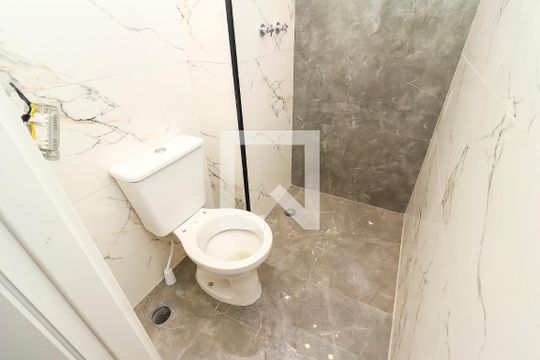 Banheiro de apartamento para alugar com 2 quartos, 33m² em Vila Progresso (zona Leste), São Paulo