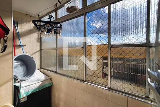 Apartamento à venda com 2 quartos, 57m² em Jardim Interlagos, Campinas