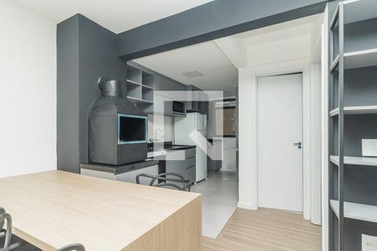 Sala/Cozinha de apartamento para alugar com 1 quarto, 50m² em Vila Joao Pessoa, Porto Alegre