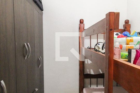 Quarto 1 de apartamento à venda com 2 quartos, 40m² em Itaquera, São Paulo