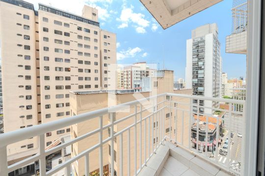 Sacada de apartamento à venda com 2 quartos, 55m² em Consolação, São Paulo